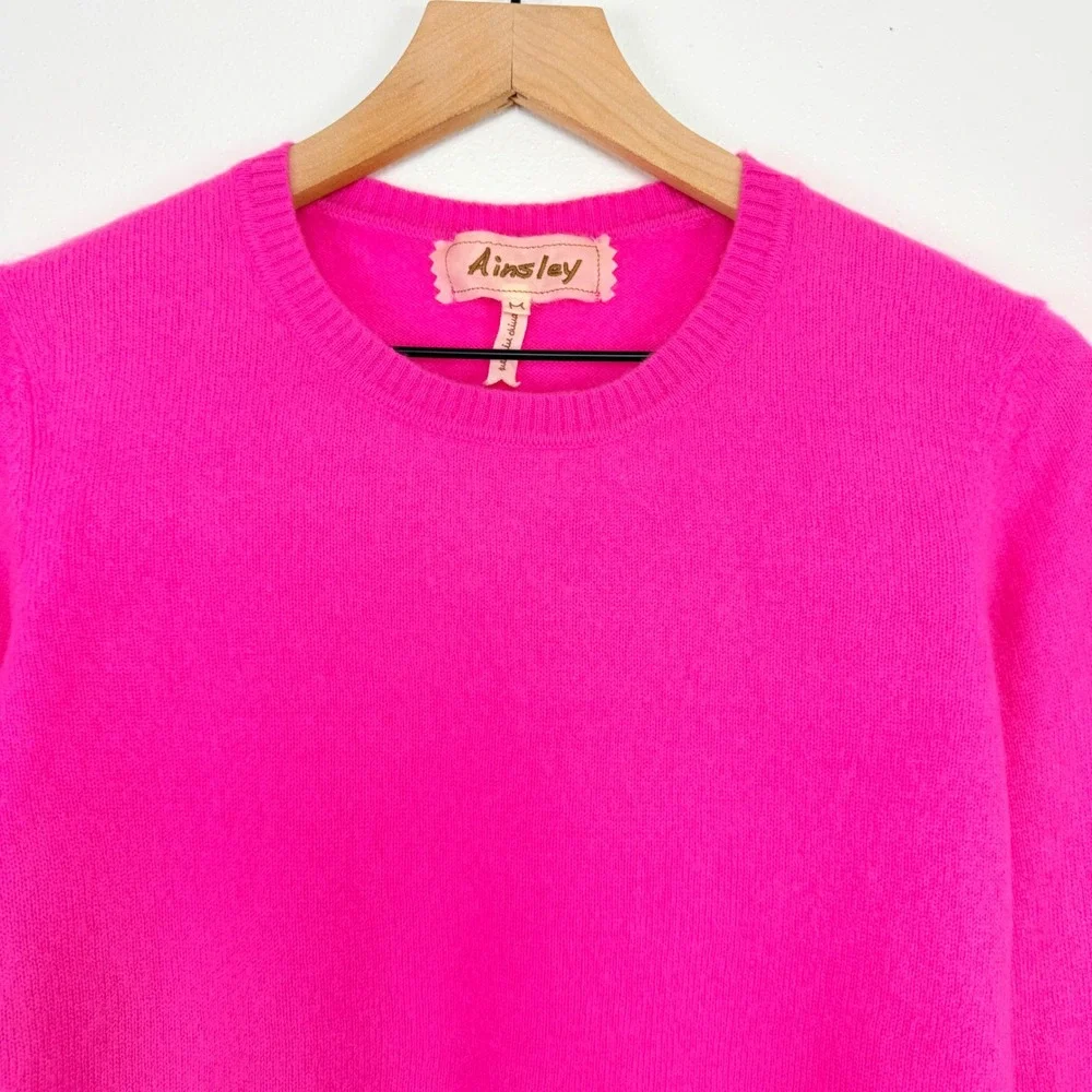 Ainsley 100% Cashmere Crew Neck Sweater Women M Bright Pink Soft Cozy Luxury - Picture 3 of 16
